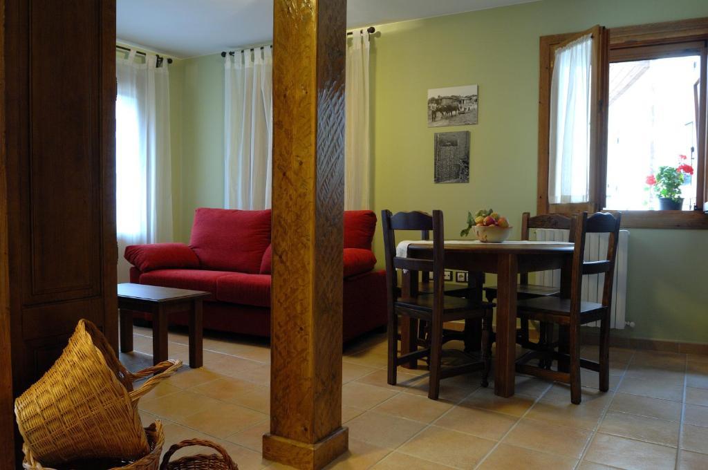 Apartament La Borda De Marco Gavín Pokój zdjęcie